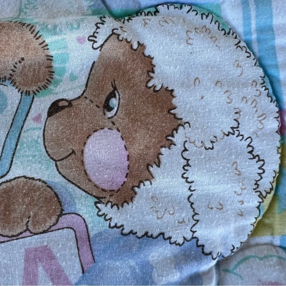 VTG Pastel Beddy Teddy Bear Riegel Quilted Crib Comforter BABY Blocks 31x42 GUC